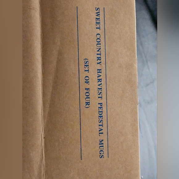 New Vintage Avon Mugs,  Apple Series Sweet Country Harvest Ceramic Pedestal Mugs - Picture 4 of 6